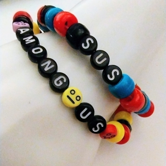 AMONG Us and Sus Kandi Bracelet set with emoji beads - Picture 3 of 3